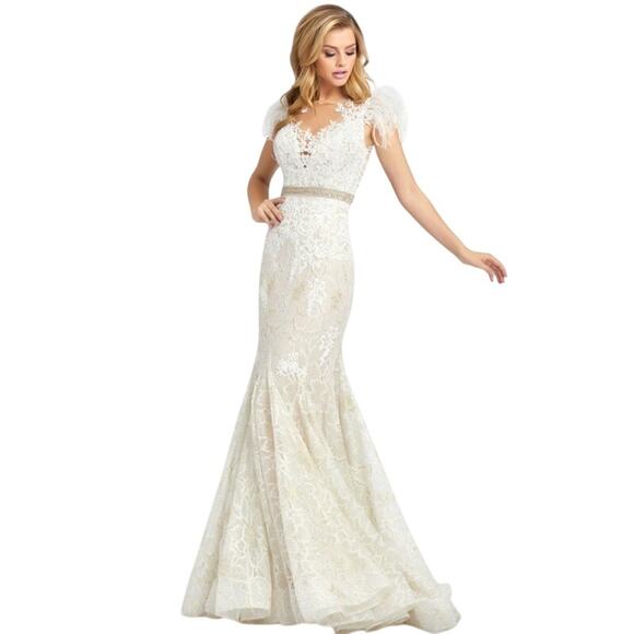 Mac Duggal Dresses & Skirts - MAC DUGGAL Dress Size 4 Evening Gown Ivory Embellished Feather Cap Sleeve